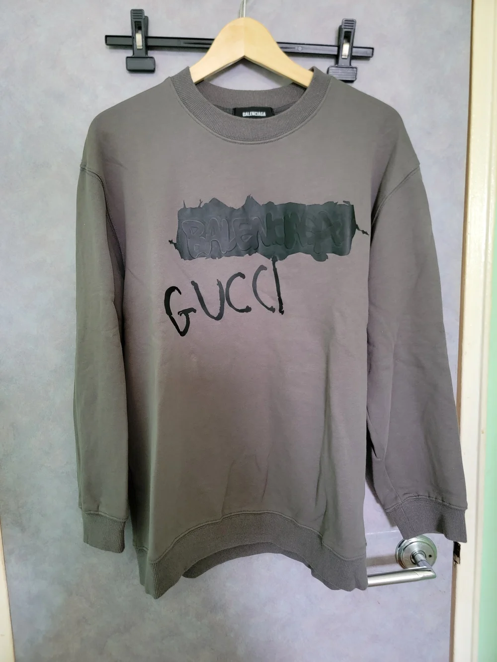 Graphic Crewneck Sweatshirt